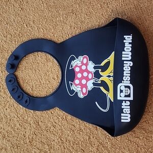 Walt Disney World Mini Mouse Bib With Crumb Catcher Adjustable Silicon